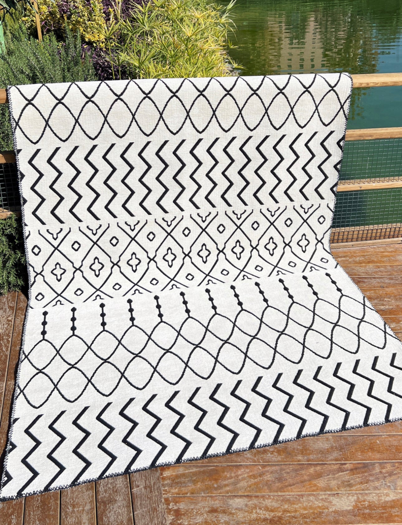 Wellsoft Contemporary Turkish Area Rug image 1