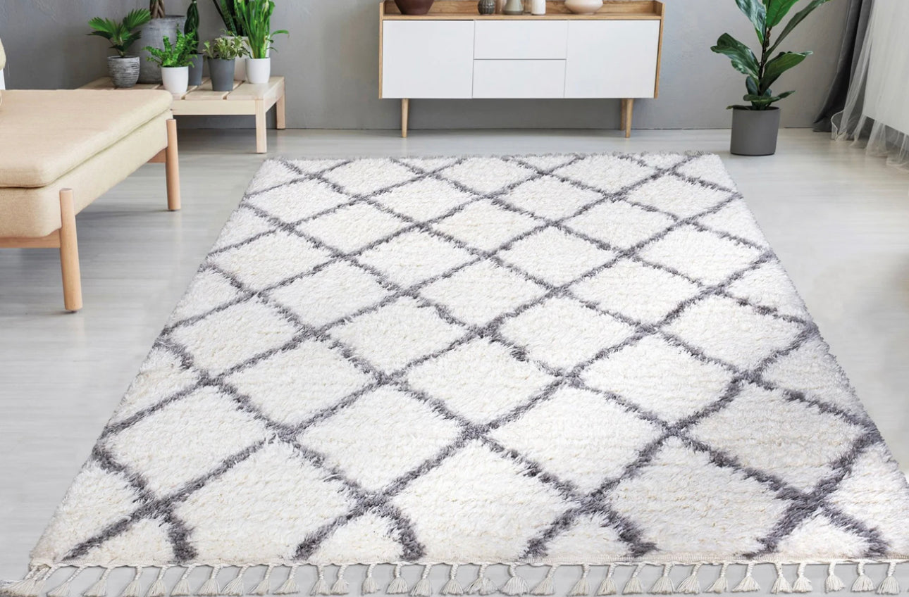 Poss Fluffy Design Turkish Area Rug White image 1